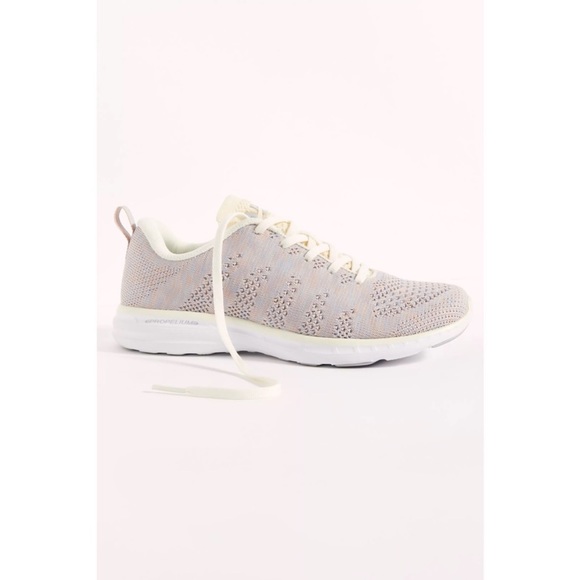 New APL x Free People Techloom Pro 10.5 Gray Pink Lace-Up Lightweight Trainers - Picture 8 of 8